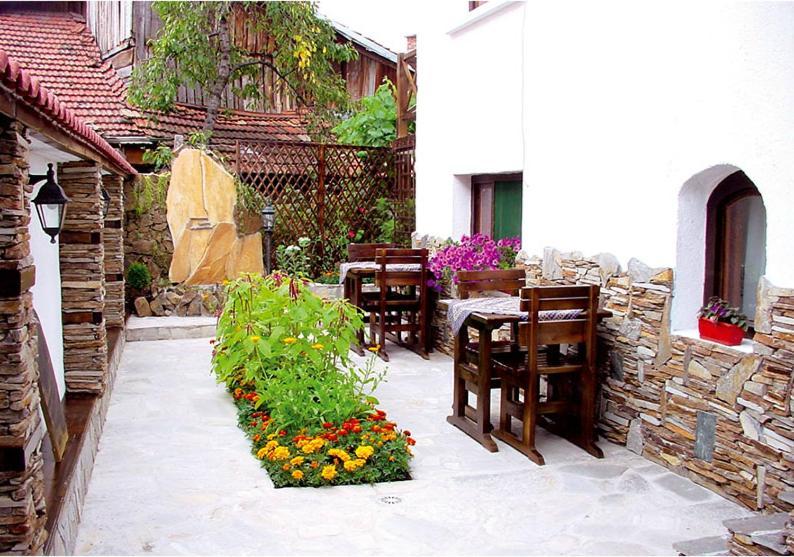Guest House Voyno Dobrinishte Exterior foto